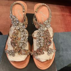 Giuseppe Zanotti Chrystal Embellished Sandals Size 35.5 @Zanotti Brand New In Box Original Retail $1500 Cutout Heels, Red Booties, Giuseppe Zanotti Heels, Gold Sneakers, Zanotti Shoes, Giuseppe Zanotti Shoes, Pumps Heels Stilettos, High Heel Wedges, Classic Heels