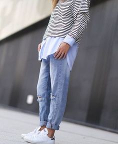 How to Wear Boyfriend Jeans Without Feeling Schlumpy | THE REFINERY Sukienki Maksi, Boyfriend Jean, Inspired Outfits, Inspiration Mode, Jeans Boyfriend, Mode Inspiration