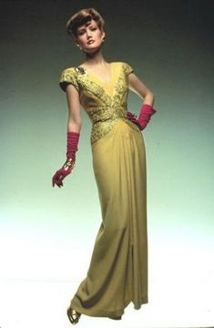 1940s Formal Dresses, Prom Dresses, Cocktail Dresses History Vintage Fashion 1940s, Prom Dresses Cocktail, Vintage Formal Dresses, Dress History, Cocktail Attire, Retro Mode