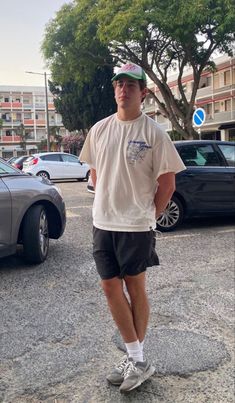 Guys Fashion Aesthetic Summer, Men’s Outfit With Vest, Vineyard Vines Mens Outfits Preppy Guys, Style Inspo For Guys, Mens Outfits Hot Weather, Italy Fits Men, Men's Streetwear Outfits, Surfer Grunge Outfits, Guys Fits Streetwear Summer