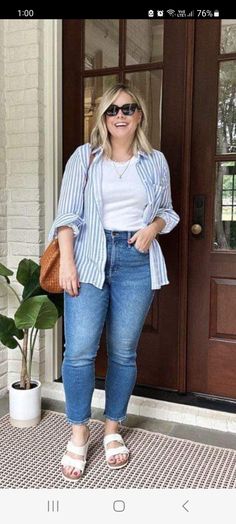 28 Year Old Outfits, Plus Size 30s Fashion, Midsize Fashion For Work, Cute Mom Outfits Midsize, Mid Size Fashion Business Casual, Midsize Casual, Size 13 Women Outfits, Casual Mid Size Summer Outfits, Midsize Office Outfit Summer