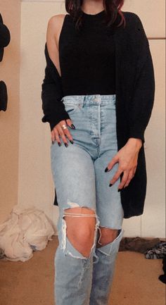 Black Bodysuit, Mom Jeans, Outfit Inspo, Pants, Black, Trousers