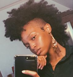 Short Afro Mohawk, Black Queer Hairstyles, Queer Black Hairstyles, Punk Black Hairstyle, Mohawk Dreads Women, Black Hair Mohawk Styles, 4c Frohawk, Black Woman Mohawk, 4c Mohawk Natural Hair