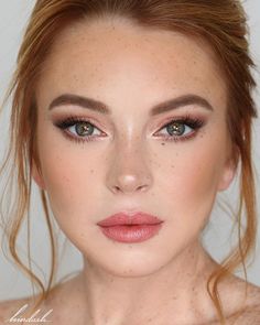 Wedding Makeup Red Hair Green Eyes, Bridal Make Up Freckles, Wedding Guest Makeup Redhead, Makeup To Wear With Yellow Dress, Wedding Guest Makeup Natural, Spring Wedding Makeup Green Eyes, Strawberry Blonde Makeup Looks, Bridesmaid Makeup Redhead, Majorette Makeup