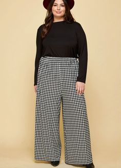 Houndstooth Curvy Fit Palazzo Pants – Lilla Cavallo Professional Work Outfit, White Wardrobe, Plus Size Work, Professional Outfits Women, Spice It Up, Wide Leg Palazzo Pants, Plus Size Pants, Black Dress Pants, Curvy Outfits