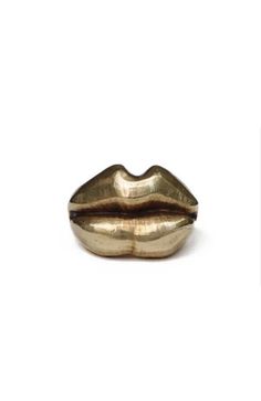 Kiss (the ring) Ring design by Watersandstone – BURKE DECOR Dope Jewelry, Chunky Jewelry, Chunky Rings, Visual Diary, Jewelry Lookbook, Shiny Things, Burke Decor, Brass Jewelry, Jewelry Inspo