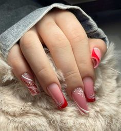 - unhas com Efeito Marmorizado -Marmorizado com Glitter -Marmorizado com Caneta -Marmorizada na Esmaltação em Gel Nails Navidad, Pale Nails, Blush Pink Nails, Long Acrylic Nail Designs, Winter Nails Acrylic, Cute Christmas Nails, Classy Acrylic Nails, Cute Gel Nails, Christmas Nails Acrylic