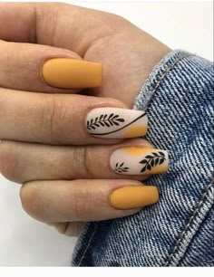 Yellow Nail Art, Colored Acrylic Nails, Nail Swag, Summer Acrylic Nails, Short Acrylic Nails Designs, Yellow Nails, Nail Designs Spring, Pretty Acrylic Nails, Chic Nails