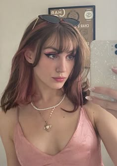 Hair Inspo Color Pink Highlights, Pastel Pink On Brown Hair, Underhair Dye With Bangs, Coquette Hair Color Ideas, Pink Blonde Highlights In Brown Hair, Natural Pink Highlights In Brown Hair, Light Brown Hair With Pink Highlights Underneath, Pink Underhair Dye, Pink Hair Strands Brunette