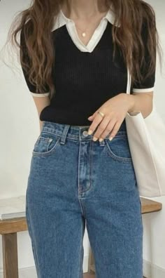 Kfashion Ulzzang, Outfits Minimal, Grunge Tops, 00s Mode, Clothes Grunge, Mum Jeans, Hipster Grunge, Casual College Outfits, Korean Casual Outfits