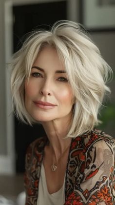 "Elegant Transformations: Gorgeous Hairstyles and Haircuts for Women Over 50. Rediscover Your Radiance! Timeless Looks for Timeless Beauty. Simply Hairstyles, Fish Hair, Choppy Bob Hairstyles For Fine Hair, Medium Hair Styles For Women, Choppy Bob Hairstyles, Hair Textures