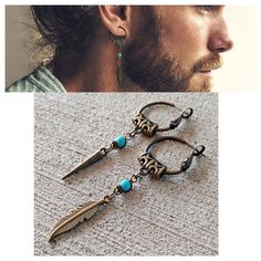 "Hippie style men earrings - Men earrings made with an antique bronze feather pendant and turquoise beads - Large aprox. 1'5\" - Price include two pieces - Handmade in Florida, USA" Pirate Earrings Men, Hippie Style Men, Taino Jewelry, Larp Ideas, Turquoise Feather Earrings, Earring For Men, Pirate Style, Mood Board Aesthetic, Hippie Men