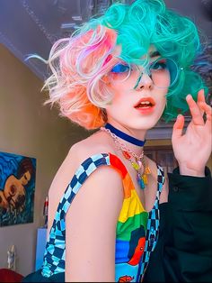 Short Grunge Hair, Prom Hairstyle, Dyed Hair Inspiration, Hair Inspiration Short, Gender Envy, Pride Outfit, Colorful Hair, Foto Poses, Dye My Hair