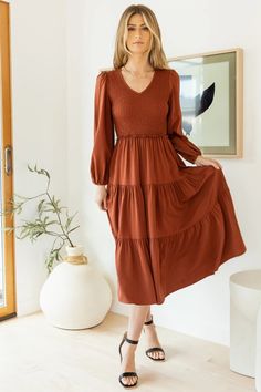 Caramel Dress, Brown Midi Dress, Midi Dress Fall, Bodice Dress, Family Photo Outfits, Tiered Midi Dress, Brown Dress, Mother Of The Bride Dresses, How To Feel Beautiful