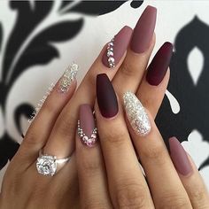 https://www.instagram.com/p/BLrKIBoA8lr/ Coffin Shape Nails, Nail Art Rhinestones, Fancy Nails, Nail Arts, Matte Nails, Rhinestone Nails, Gorgeous Nails