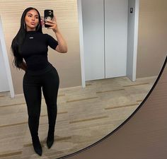 All Black Outfit Black Women, Black Inspired Outfits, Winter Fashion Outfits Casual, Causal Outfits, Fashion Figures, Trendy Fashion Outfits, Tomboy Fashion