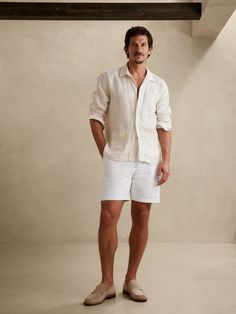 Soft and sophisticated, this resort-ready pair of seersucker shorts employs sumptuous cotton and a pleated front to set a more-tailored tone for any occasion.  SLIM FIT: Mid rise, with a slim leg.  Zip fly with button closure.  Front and back pockets St Tropez Outfit Men, Palm Springs Mens Outfits, Mens Rehearsal Dinner Outfit Summer, Casual Cocktail Attire Men Summer, Beach Party Men Outfit, Summer Casual Men Outfits, White Party Attire Men, Beach Wedding Outfits For Men Guest, Men’s Dress Attire For Beach Wedding