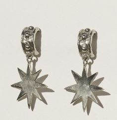 Star Jewelry Aesthetic, Sirius Black Aesthetic, Silver Earrings Aesthetic, Piskel Art, Vintage Silver Earrings, Silver Clay, Retro Accessories, Dope Jewelry, Marauders Era