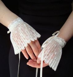 Steampunk Gloves, Wrist Gloves, Gloves Fashion, Neo Victorian, Frocks For Girls