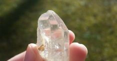 Feeling a crystal's energy can help you connect more with a crystal. It's the first part of learning energy healing as well. In this post, I... This Is Water, Double Terminated Crystal, Free Tarot, The Divine Feminine, Energy Crystals, Clear Quartz Crystal, The Divine