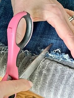 How to Fray Jeans for Easy DIY Chic Denim Style - Sonata Home Design How To Fray Denim, How To Fray Jeans At The Ankle, How To Cut Jeans At The Ankle, How To Fray Bottom Of Jeans, Frayed Hem Jeans Diy, Take In Jeans, Frayed Bottom Jeans