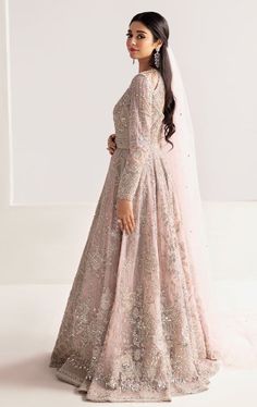 Blush Pink Pakistani Dress, Pakistani Dresses For Bride, Pink Pakistani Bridal Dress, Pink Pakistani Dress, Walima Dresses Pakistani Brides, Pretty Suits, Pakistani Gown, Desi Clothing