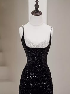 Black Sequin Prom Dress, Sparkly Party Dress, School Dance Dresses, Black And Silver Dress, Prom Inspo, Hoco Dress, Prom Girl Dresses, Senior Prom Dresses, Preppy Dresses