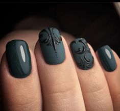 Chic Nail Art Classy, Monogram Nails, Goth Nails, Green Nail, Work Nails, Get Nails, Nail Art Ideas, Fabulous Nails, Chic Nails