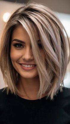 Bob Straight Haircut, 2024 Trendy Hairstyles, Short Haircut With Layers Medium, Long Bob Hairstyles Straight Hair, Types Of Bobs Haircuts, Medium Length Bob Haircut For Fine Hair, Mid Length Hair Bob, Mid To Short Length Hair, Shoulder Bob With Curtain Bangs