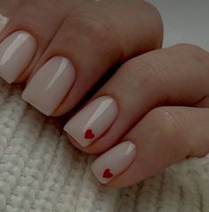 Clean Valentines Day Nails, Short Nail Minimal, Short Basic Nails, Basic Short Nails, Nails August, Minimal Nail, Unghie Sfumate, Acrylic Toe Nails, Wow Nails