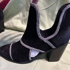 Size 9 New Without Tags Journee Collection, Shoes Heels Boots, Shoes Women Heels, Heeled Boots, Black Gray, Black And Grey, Shoes Heels, Women Shoes, Tags