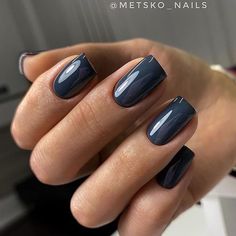 Late January Nails, Mail Colors 2023 Fall, Solid Nail Color Ideas Winter, Lawyer Nails, January Nail Colors, Winter Nail Colors, Casual Nails