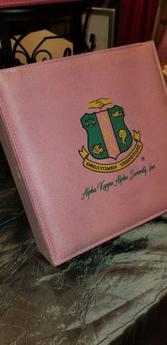 Alpha Kappa Alpha Green Pink Jewelry Box | Sorority Greek apparel and accessories Aka Christmas, Aka Sorority Gifts, Alpha Woman, Pink Jewelry Box, Hammered Silver Jewelry, Aka Sorority, Girls Jewelry Box, Jewelry Box Diy, Best Friend Jewelry