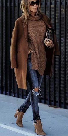 Mode Over 50, Casual Weekend Outfit, Fall Fashion Coats, Outfits 2017, Brown Outfit, Brown Coat, Weekend Outfit, Modern Minimalism