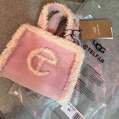 Telfar Bags Ugg, Pink Ugg Telfar Bag, Uggs X Telfar, Pink Ugg Telfar Bag Outfit, Ugg X Telfar Bag, Pink Ugg Telfar, Ugg Telfar Bag, Pink Telfar Bag, Telfar Bags