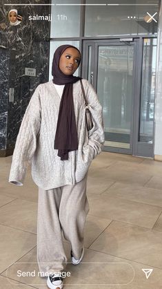 Cute Cosy Outfits, Hijab Fashion Inspiration Casual Simple, Hijabi Asthetics, Hijabi Fall Outfits, Summer Fits Modest, Plus Size Hijabi Outfits, Turkey Outfits, Cosy Outfits