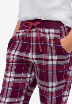 Soft yarn-dyed plaid flannel pants in a relaxed fit. Ribbed elastic waistband with twill tape drawstring. Side pockets.  Ribbed elastic waistbandRibbed Flannel Fits, Cozy Pajamas, Flannel Pants, Sleep Pants, Grey Plaid, Red Tartan, Pajama Bottoms, Plaid Design, Flannel Fabric