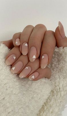 Ongles Beiges, February Nails, Her Nails, Oval Nails, Neutral Nails, Nature Tattoos, Heart Nails