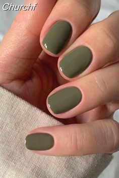 Short Rectangular Nails, Short Oval Dip Nails Fall, Solid Nail Color Ideas Short, Oval Nails Short Design, Solid Gel Nail Color Ideas Summer Short, Solid Colour Nails Short, Natural Autumn Nails, Earthy Nail Ideas, Short Plain Nail Ideas