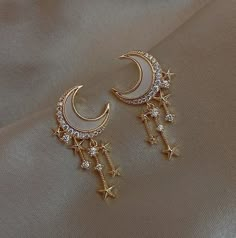 Indie Jewelry, Moon And Star Earrings, Dope Jewelry, Gold Earrings Designs, Fantasy Jewelry, Girly Jewelry, Stylish Jewelry, Pretty Jewellery, Ear Jewelry