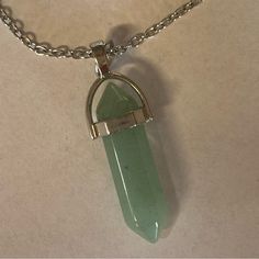 18” Silver Chain With A Compass Pendant Holding The Jade Colored Quartz Stone. Jade Necklace Aesthetic, Fox Witch, Jade Accessories, Crystal Quartz Necklace, Pink Sapphire Pendant, Honeycomb Necklace, Witch Cosplay, Necklace Aesthetic, Jade Crystal