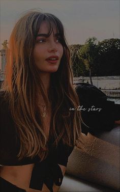 Aesthetic Long Haircut With Bangs, Girls With Bangs Aesthetic, Wavy Hair Straight Bangs, Brunette Bangs Aesthetic, Black Hair Curtain Bangs Girl, Choppy Fringe, Palvin Barbara, Bangs With Medium Hair, Hair With Bangs