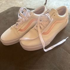 New With Tags White Leather 7.5 Women’s Vans With Pale Pink Stripe, Super Cute And Never Worn Vans Shoes Women, Van Color, Pink Vans, Vans White, New Vans, Womens Vans, Pink Stripes, Shoes Women, Vans Shoes