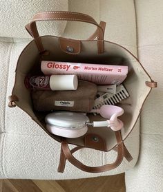 Pure Aesthetic, 사진 촬영 포즈, Bag Essentials, Birthday List, Mission Statement