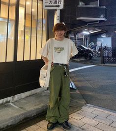 Male School Outfits, Tokyo Street Style Summer, Japanese Fashion Male, Y2k Fashion Male, Japanese Male Fashion, Tokyo Summer Outfits, Japan Style Outfits, Japan Summer Outfit, Japanese Street Fashion Men