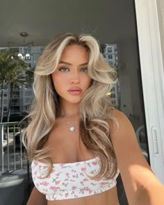 Blonde Hair W Blonde Highlights, Blonde With Root Shadow And Money Piece, Full Set Highlights Blonde, Long Hair Color Blonde, Long Blonde Hair Color Ideas Highlights, Long Blonde Hairstyle, Blonde Hair For Light Skin, Blonde Highlights Inspiration, Samantha Nicole Hair