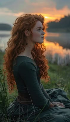 Curly Red Hair Character Art, Hobbit Hairstyles Women, Hair With Seashells, The Empress Aesthetic, Curly Ginger Hair Aesthetic, Red Head Queen, Redhead Curly Hair, Kotlc Fanfiction, Ginger Fairy