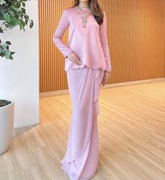 Malay Wedding Bridesmaid, Bridesmaid Kurung, Design Baju Raya, Kebaya Moden, Kurung Peplum, Malay Wedding Dress