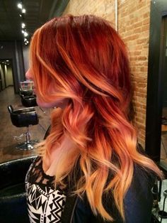 5 tonos de cabello rojo que le quedan bien a todas - Mujer de 10 Red And Blonde, Cheveux Oranges, Trendy We Fryzurach, Red Hair With Highlights, Shades Of Red Hair, Brown Ombre Hair, Bold Hair Color, Dyed Red Hair, Red Hair Don't Care