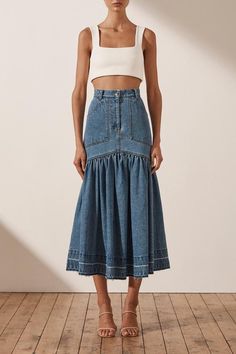 Flare Midi Skirt, Ropa Upcycling, Midi Flare Skirt, Shona Joy, Jeans Rock, 가을 패션, Mode Inspiration, Look Chic